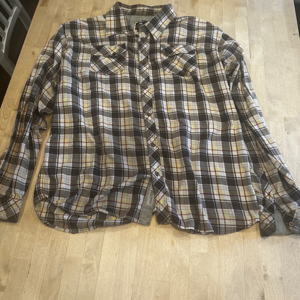 Black and White Casual Button Down Shirt with Plaid Design